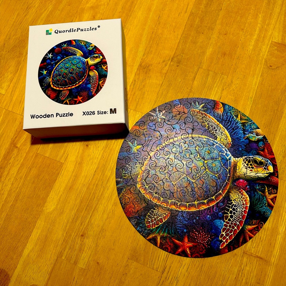 Quordle puzzle of a turtle.  Super fun!  500 piece puzzle.  Excellent condition